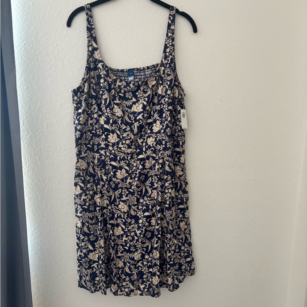 Old Navy Blue and Cream Floral Dress XL